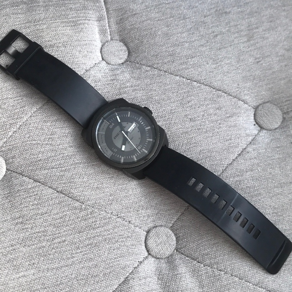 Diesel Watch ❤️ - Picture 1 of 3